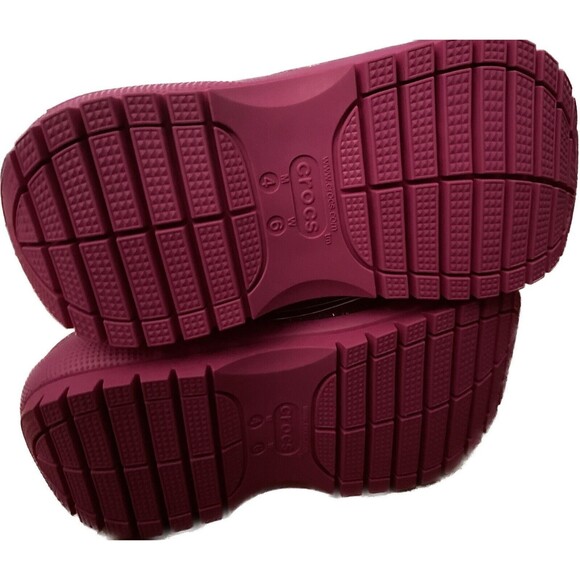Crocs X Barbie Mega Crush Clog Pink Womens Size 6 - Picture 4 of 4